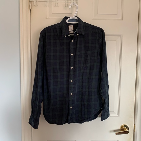 Gap Long Sleeved Button Down Shirt - Picture 2 of 6
